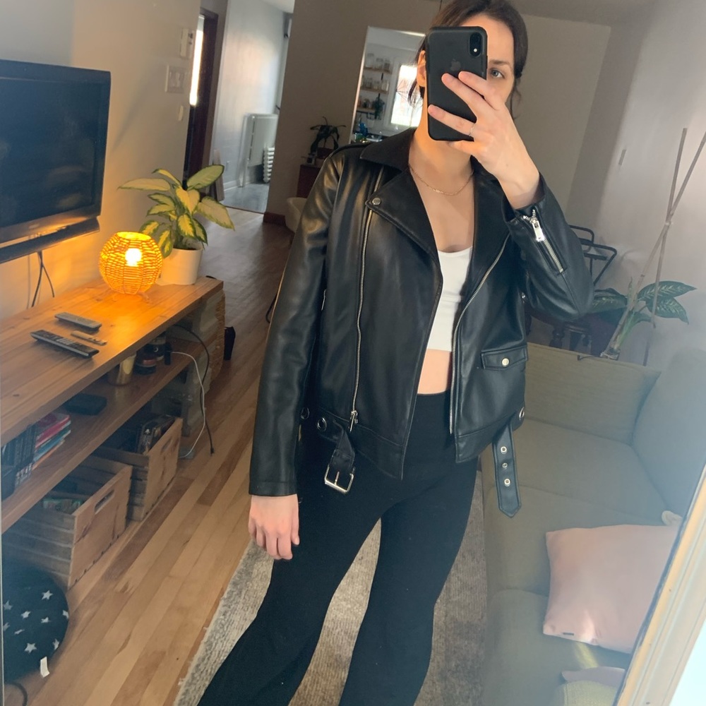 Leather jacket - Picture 3 of 4